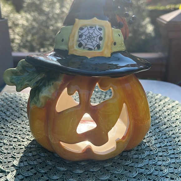 NWT Blue Sky Clayworks Pumpkin 🎃 Jack with Hat Candle 🕯️ Holder. - Picture 2 of 10